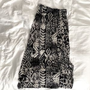 Wet Seal patterned maxi skirt